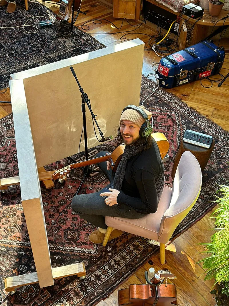 From Bedroom Demos to Full-Band Anthems: Tracing the Sound That Made Bob Stenstrom